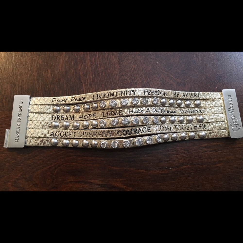 Good works magnetic closure bracelet